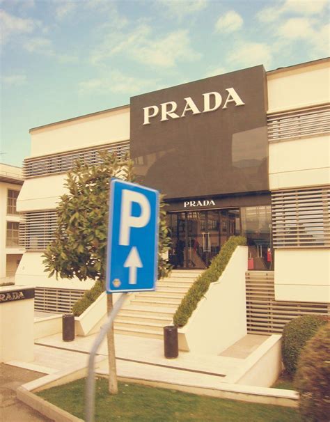 prada outlet italy florence|prada factory outlet florence.